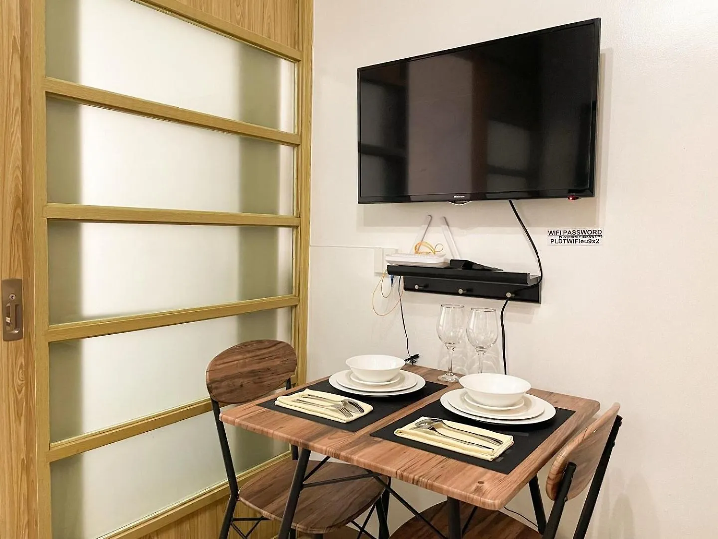 Apartment Affordable Condo Near Bgc, Venice Mall #Rt33006 Manila